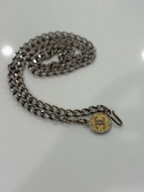 Vintage 1982 CHANEL CC Medallion Chain Belt – Gold Tone | Rare Collector Piece